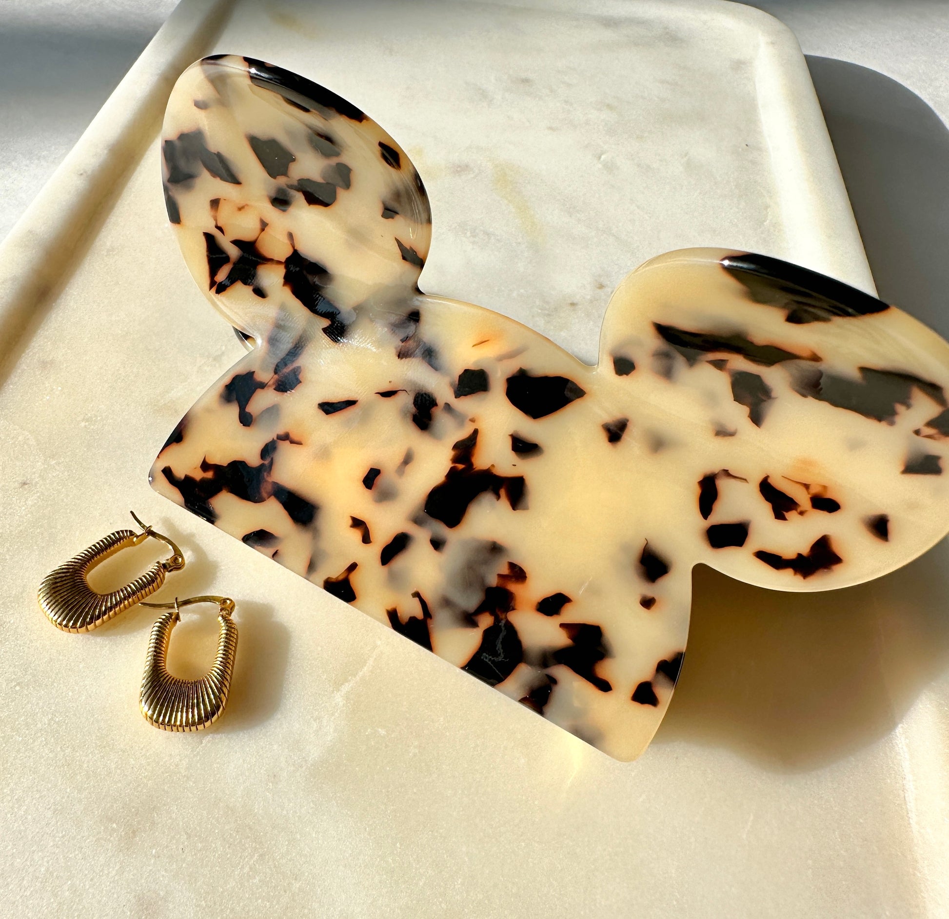 Disney hair accessories, disney hair clip, mickey mouse hair clip, mickey hair clip, disney hair accessories for adults, mickey ear hair clips, hair claw clip, disney claw clip, mickey mouse claw clip, disney hair claw clip for adults, Disney outfits, Tortoise Shell,
