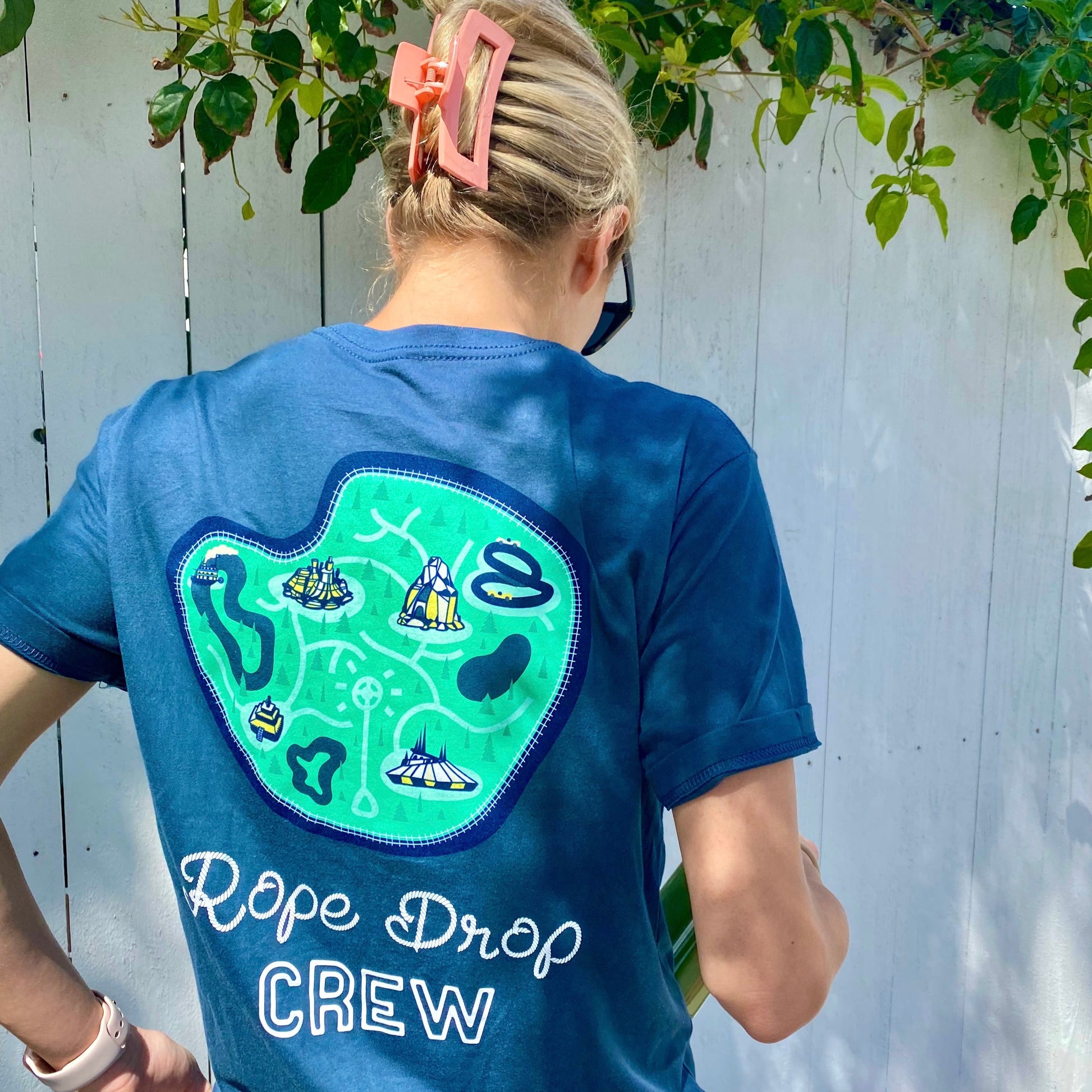 Disneyland tshirt, vintage disneyland shirts, disneyland mens shirts, men's disneyland tshirts, disney themed t shirts, disney parks t shirts, disneyland resort t shirt, vintage disneyland t shirt, Disney outfits, Claw Clip, La Jolla
