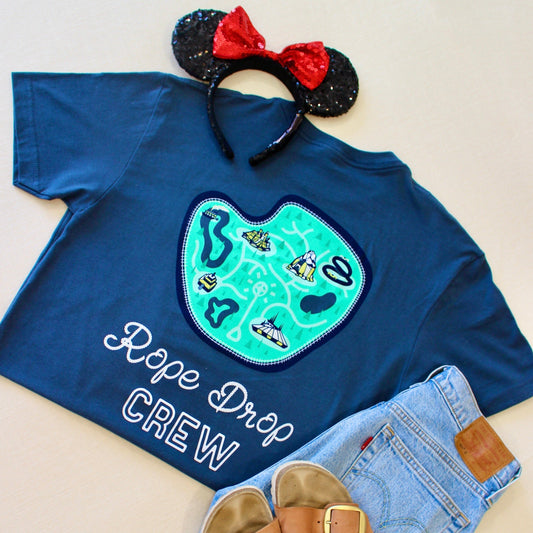 Disneyland tshirt, vintage disneyland shirts, disneyland mens shirts, men's disneyland tshirts, disney themed t shirts, disney parks t shirts, disneyland resort t shirt, vintage disneyland t shirt, Disney outfits, Mickey Ears, Birkenstocks, Levi's