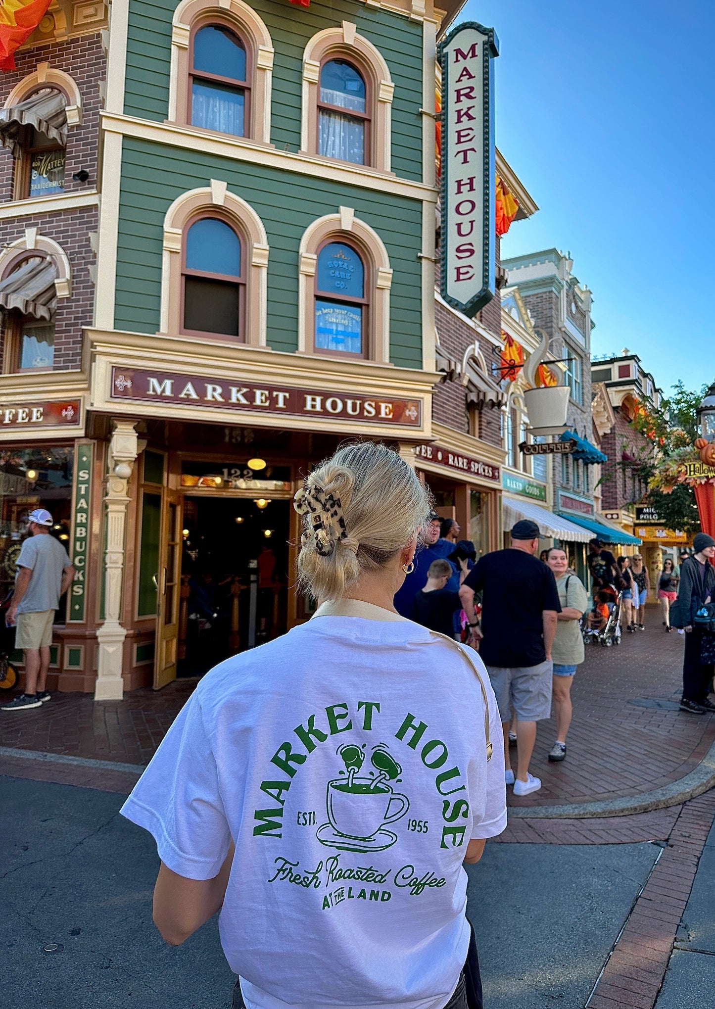 Market House Tee